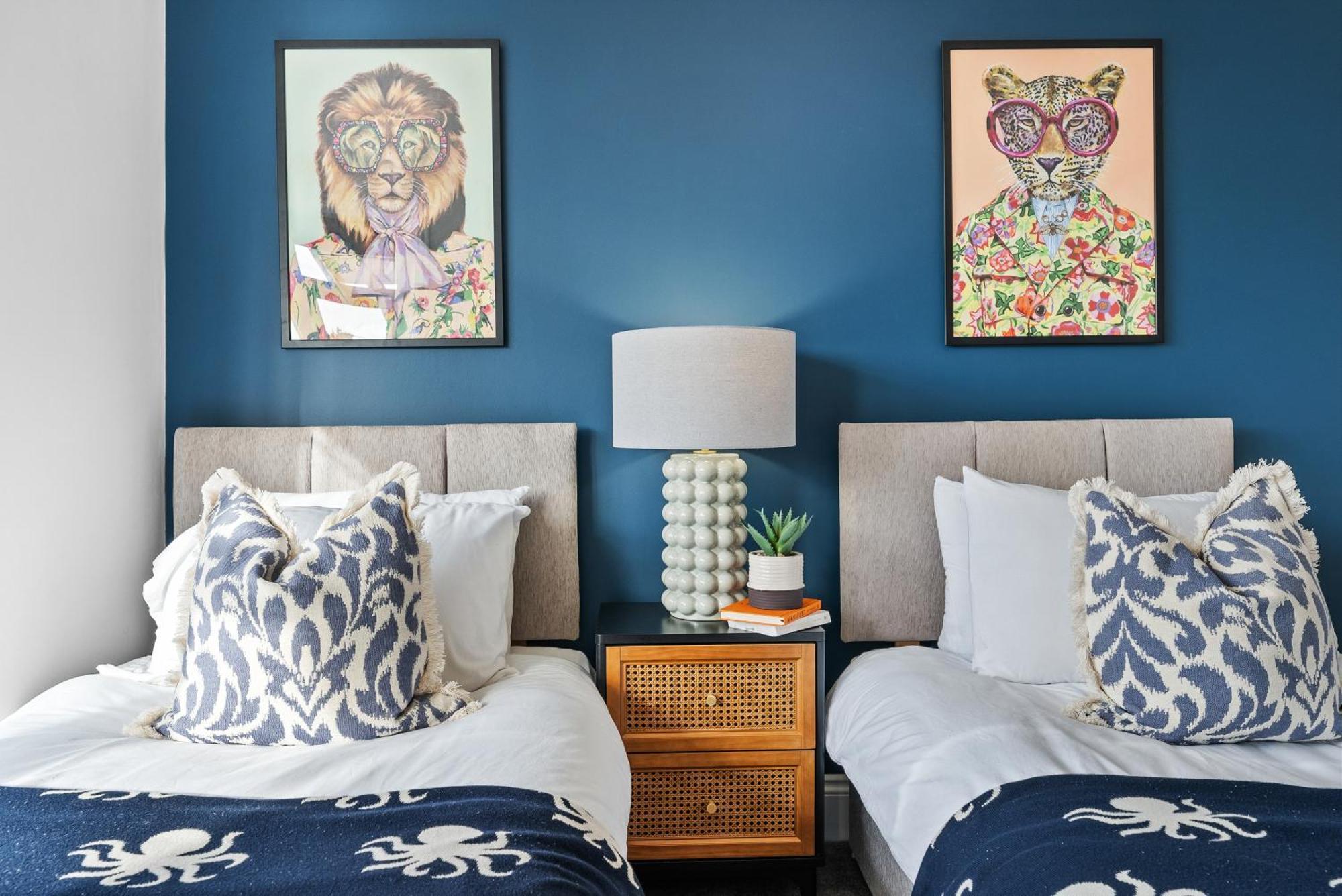 Long Term And Summer Special Offer! 5-Bedroom Spacious, Stunning Design, Sociable Areas & Cosy House Near South Downs Park, Sleeps 11 With Games Room, Private Parking And Garden- By Blue Puffin Stays Waterlooville Ngoại thất bức ảnh