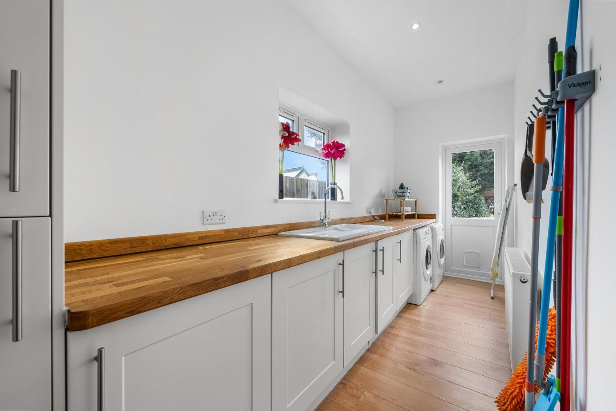 Long Term And Summer Special Offer! 5-Bedroom Spacious, Stunning Design, Sociable Areas & Cosy House Near South Downs Park, Sleeps 11 With Games Room, Private Parking And Garden- By Blue Puffin Stays Waterlooville Ngoại thất bức ảnh