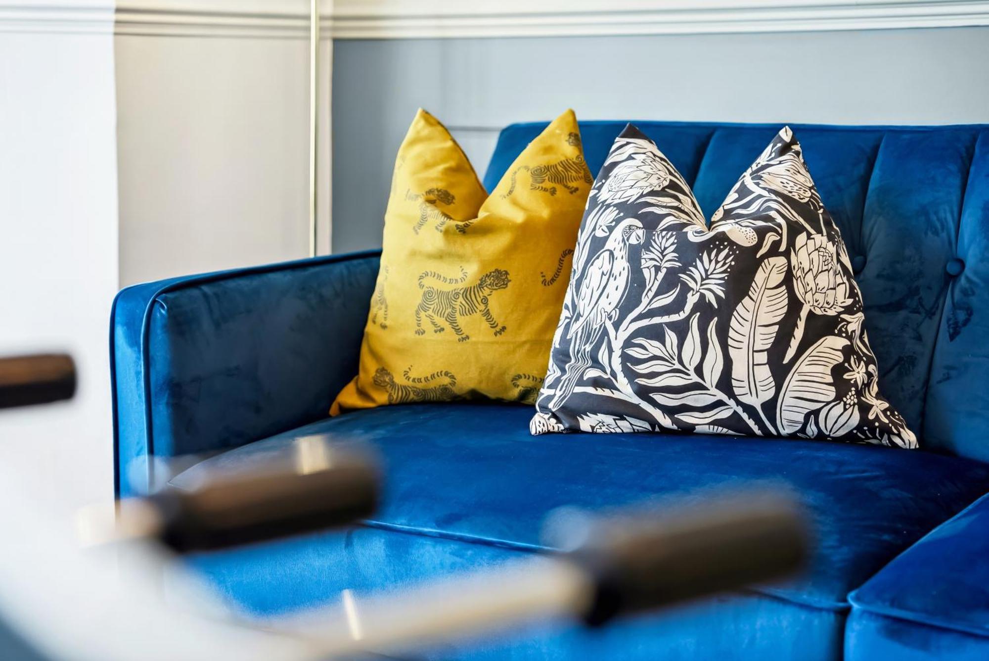 Long Term And Summer Special Offer! 5-Bedroom Spacious, Stunning Design, Sociable Areas & Cosy House Near South Downs Park, Sleeps 11 With Games Room, Private Parking And Garden- By Blue Puffin Stays Waterlooville Ngoại thất bức ảnh