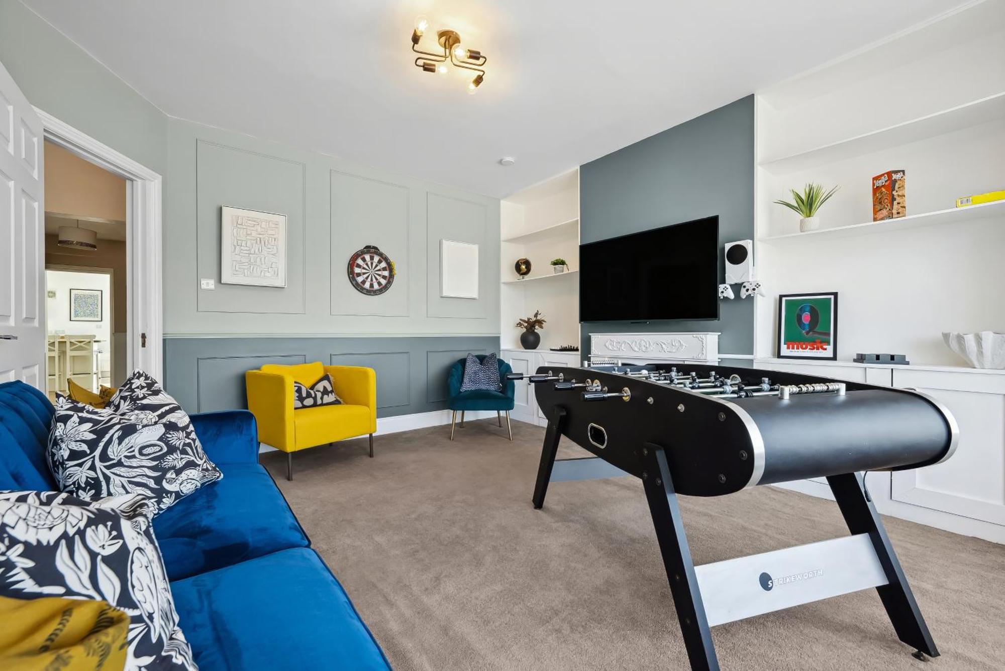 Long Term And Summer Special Offer! 5-Bedroom Spacious, Stunning Design, Sociable Areas & Cosy House Near South Downs Park, Sleeps 11 With Games Room, Private Parking And Garden- By Blue Puffin Stays Waterlooville Ngoại thất bức ảnh
